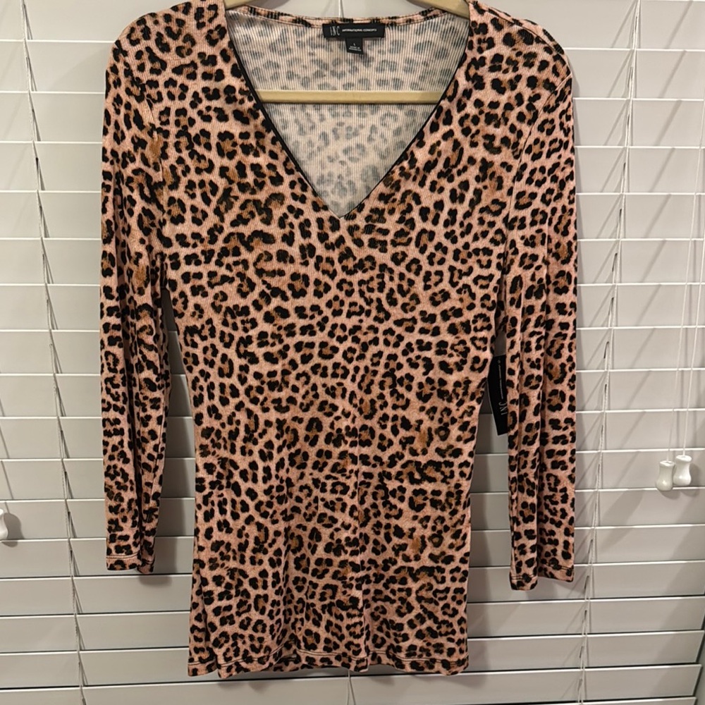 INC International Leopard Print V-Neck Top NWT Size L